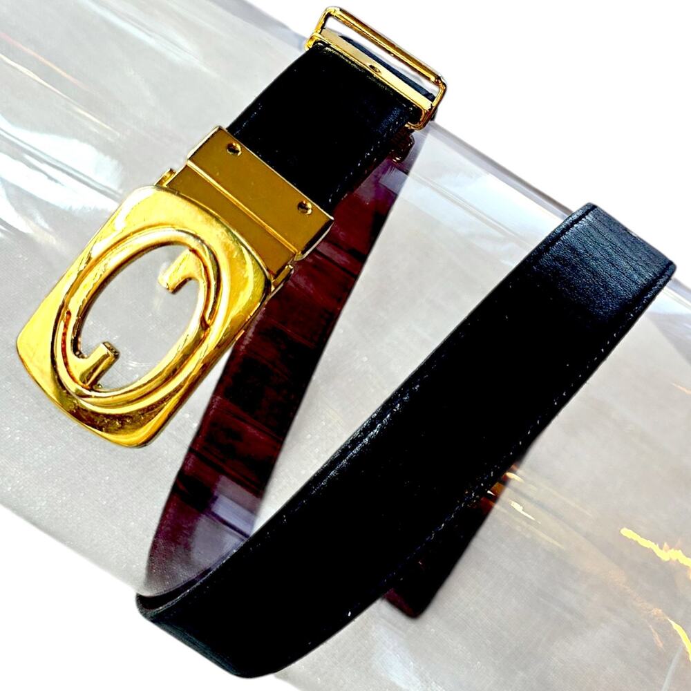 Gucci Vintage Reversible Leather Belt With Gold Tone Buckle‎
